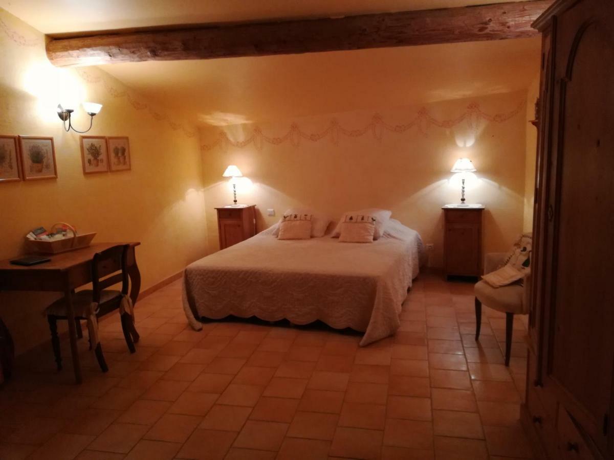 Bed and Breakfast La Capucine Lagnes Exteriér fotografie